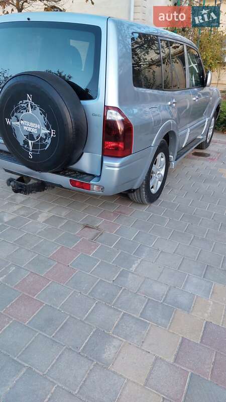 Внедорожник / Кроссовер Mitsubishi Montero 2006 в Николаеве