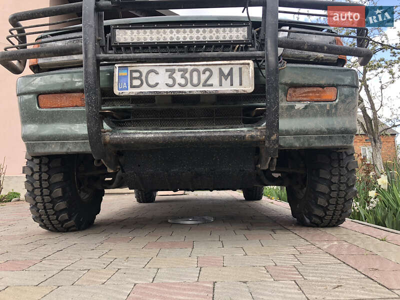 Внедорожник / Кроссовер Mitsubishi Montero 1997 в Городке