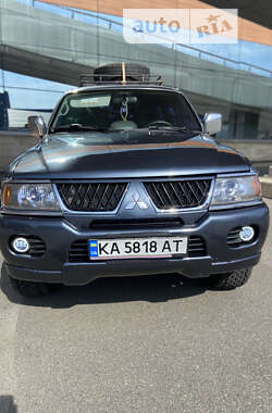 Позашляховик / Кросовер Mitsubishi Nativa 2007 в Києві