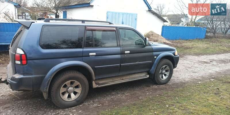 Внедорожник / Кроссовер Mitsubishi Nativa 2008 в Черкассах
