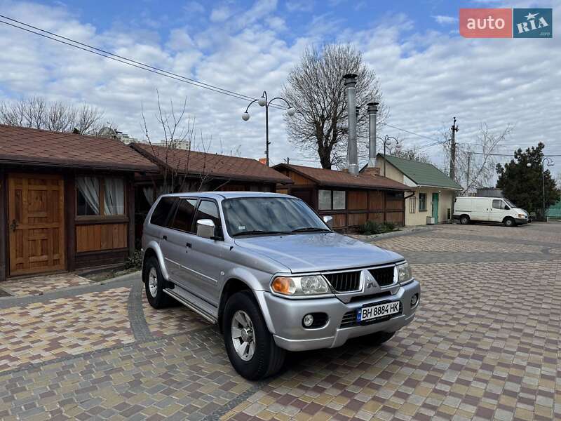 Mitsubishi Nativa 2007