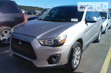 Mitsubishi Outlander Sport 2013