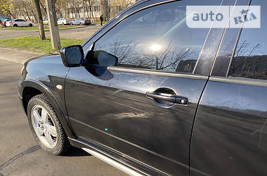 Позашляховик / Кросовер Mitsubishi Outlander Sport 2009 в 