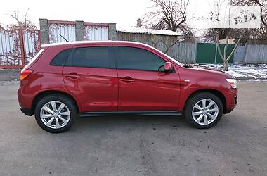 Внедорожник / Кроссовер Mitsubishi Outlander Sport 2015 в Черкассах