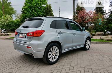 Внедорожник / Кроссовер Mitsubishi Outlander Sport 2011 в Тернополе