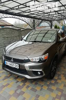 Внедорожник / Кроссовер Mitsubishi Outlander Sport 2017 в Тараще