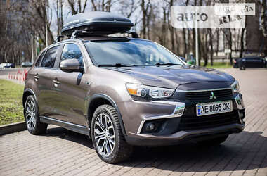 Внедорожник / Кроссовер Mitsubishi Outlander Sport 2016 в Киеве