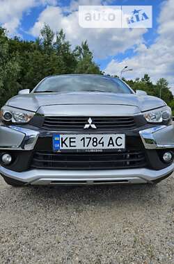 Внедорожник / Кроссовер Mitsubishi Outlander Sport 2017 в Днепре