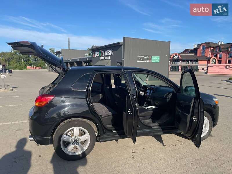 Позашляховик / Кросовер Mitsubishi Outlander Sport 2013 в Дрогобичі