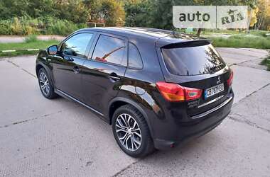 Позашляховик / Кросовер Mitsubishi Outlander Sport 2016 в Чернігові