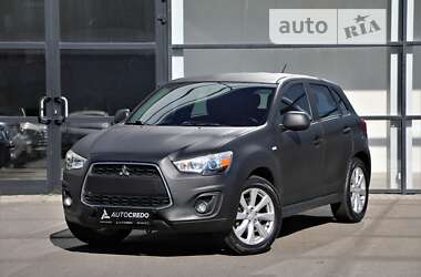 Mitsubishi Outlander Sport 2012