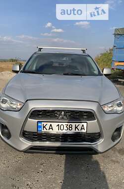 Внедорожник / Кроссовер Mitsubishi Outlander Sport 2012 в Днепре