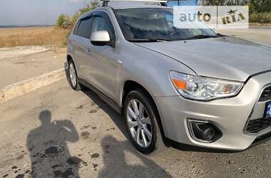 Внедорожник / Кроссовер Mitsubishi Outlander Sport 2012 в Днепре