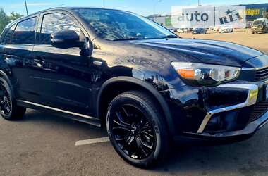 Внедорожник / Кроссовер Mitsubishi Outlander Sport 2018 в Киеве