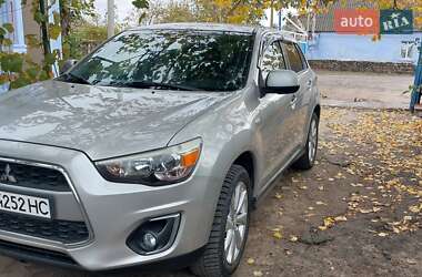 Mitsubishi Outlander Sport 2013