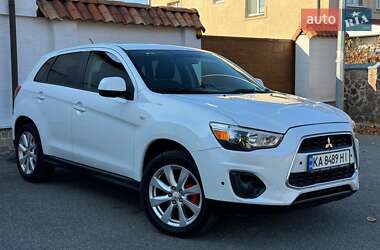 Mitsubishi Outlander Sport 2014