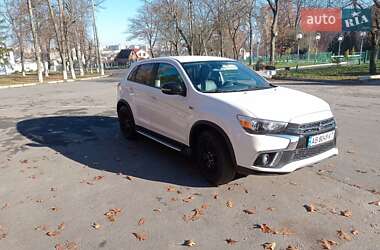 Внедорожник / Кроссовер Mitsubishi Outlander Sport 2018 в Виннице