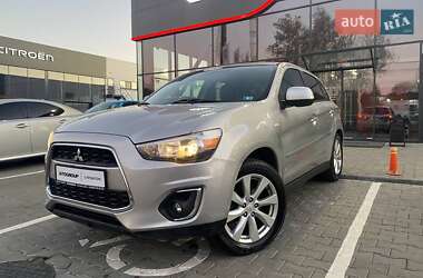 Внедорожник / Кроссовер Mitsubishi Outlander Sport 2014 в Одессе