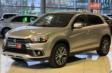 Внедорожник / Кроссовер Mitsubishi Outlander Sport 2018 в Одессе