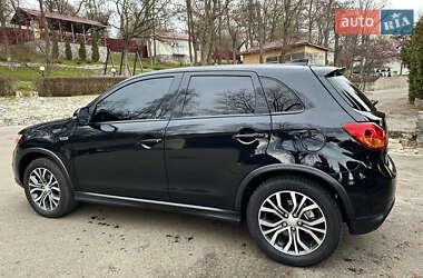 Внедорожник / Кроссовер Mitsubishi Outlander Sport 2017 в Кропивницком