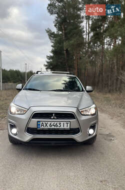 Mitsubishi Outlander Sport 2014