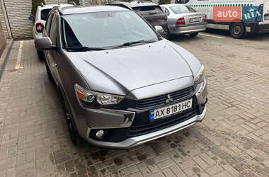 Mitsubishi Outlander Sport 2016