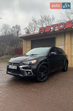 Внедорожник / Кроссовер Mitsubishi Outlander Sport 2019 в Черкассах