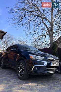 Mitsubishi Outlander Sport 2016