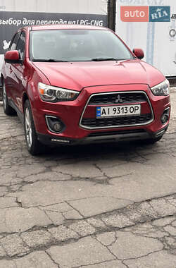 Позашляховик / Кросовер Mitsubishi Outlander Sport 2013 в Києві