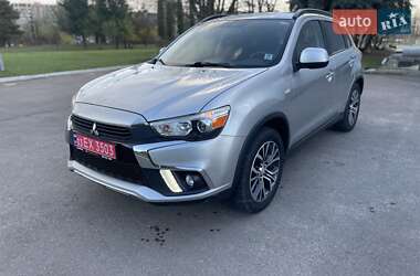 Внедорожник / Кроссовер Mitsubishi Outlander Sport 2018 в Ровно