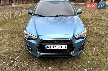 Внедорожник / Кроссовер Mitsubishi Outlander Sport 2013 в 