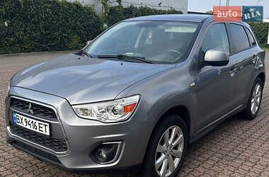 Внедорожник / Кроссовер Mitsubishi Outlander Sport 2015 в Каменец-Подольском