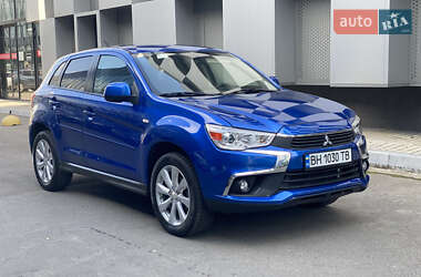 Позашляховик / Кросовер Mitsubishi Outlander Sport 2014 в Одесі