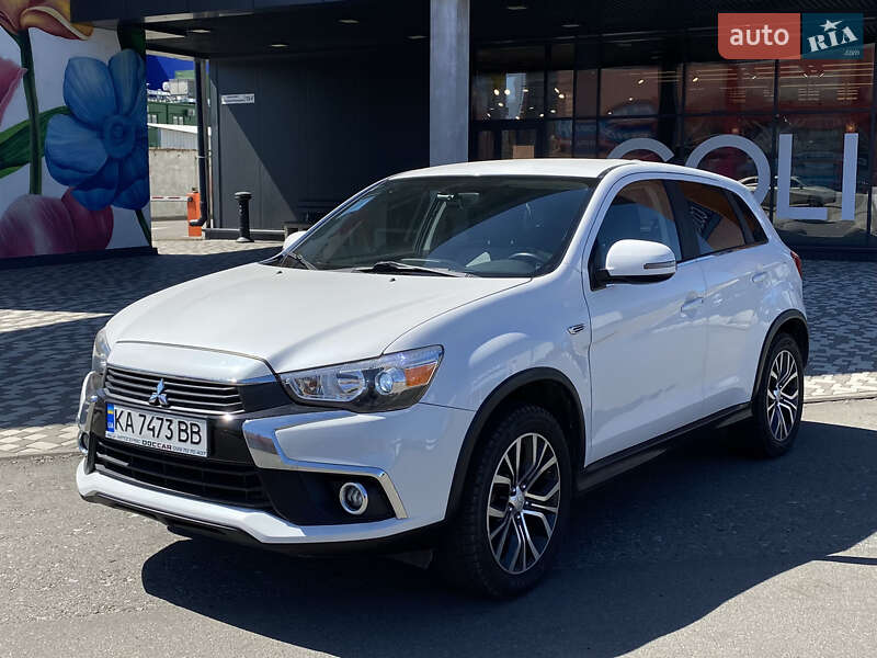Mitsubishi Outlander Sport 2016