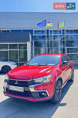 Позашляховик / Кросовер Mitsubishi Outlander Sport 2017 в Пісочині