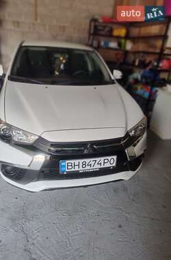 Внедорожник / Кроссовер Mitsubishi Outlander Sport 2019 в Одессе
