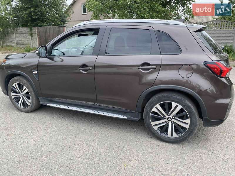 Mitsubishi Outlander Sport 2019