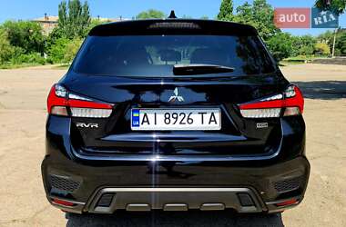 Внедорожник / Кроссовер Mitsubishi Outlander Sport 2021 в 