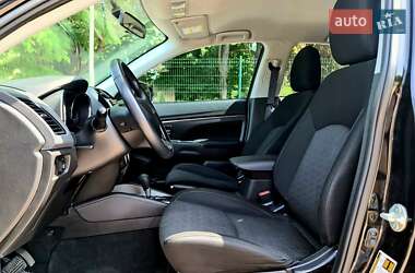 Внедорожник / Кроссовер Mitsubishi Outlander Sport 2021 в 