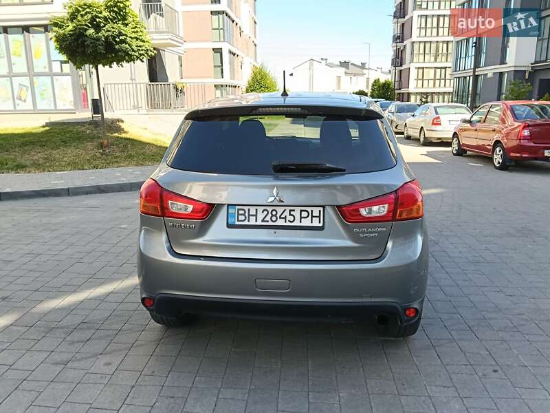 Внедорожник / Кроссовер Mitsubishi Outlander Sport 2013 в Львове фото 4 Внедорожник / Кроссовер Mitsubishi Outlander Sport 2013 в Львове