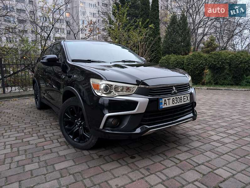 Позашляховик / Кросовер Mitsubishi Outlander Sport 2017 в Івано-Франківську