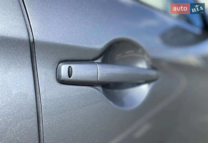 Внедорожник / Кроссовер Mitsubishi Outlander Sport 2018 в Виннице