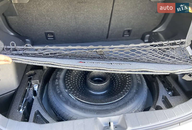 Внедорожник / Кроссовер Mitsubishi Outlander Sport 2018 в Виннице