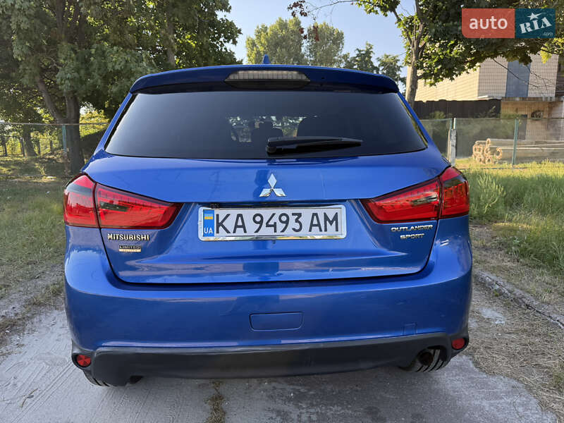 Внедорожник / Кроссовер Mitsubishi Outlander Sport 2017 в Киеве фото 14 Внедорожник / Кроссовер Mitsubishi Outlander Sport 2017 в Киеве