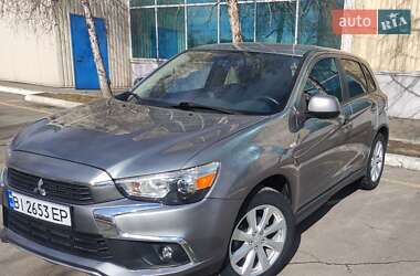 Внедорожник / Кроссовер Mitsubishi Outlander Sport 2015 в Полтаве