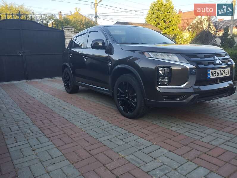 Внедорожник / Кроссовер Mitsubishi Outlander Sport 2022 в Виннице