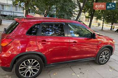 Позашляховик / Кросовер Mitsubishi Outlander Sport 2017 в Дніпрі