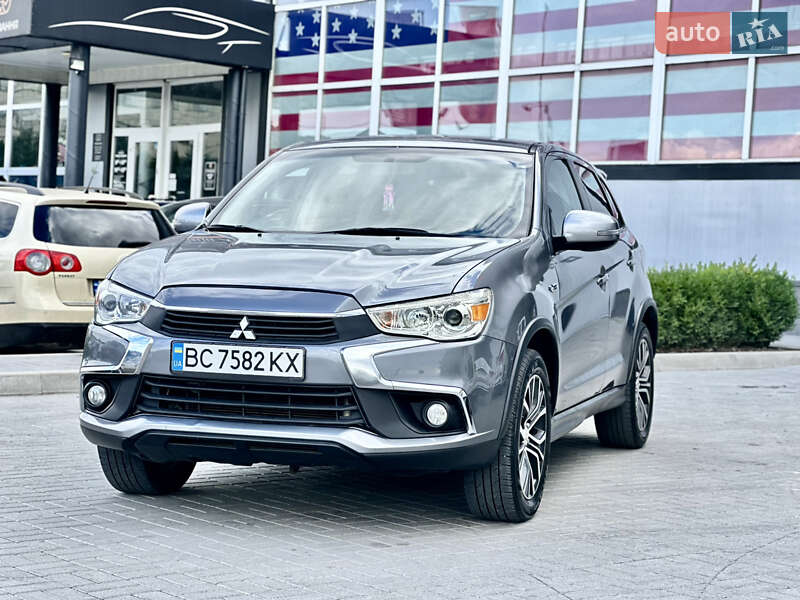 Внедорожник / Кроссовер Mitsubishi Outlander Sport 2018 в Каменец-Подольском