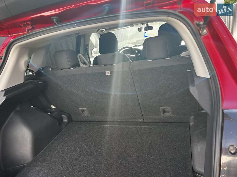 Внедорожник / Кроссовер Mitsubishi Outlander Sport 2015 в Киеве