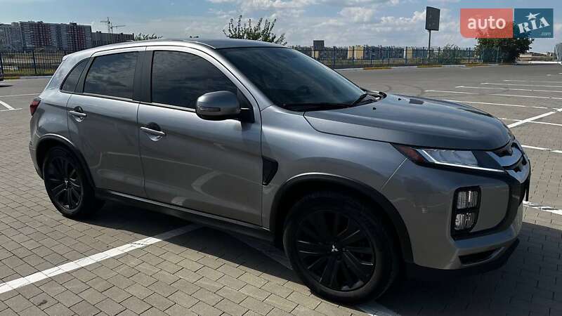 Внедорожник / Кроссовер Mitsubishi Outlander Sport 2019 в Киеве